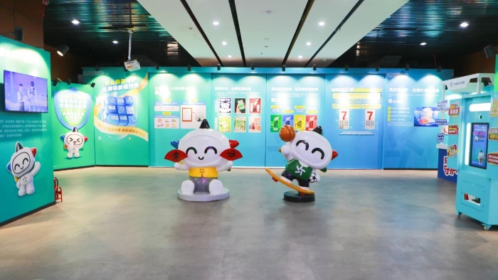 527911_700x700 527911_700x700